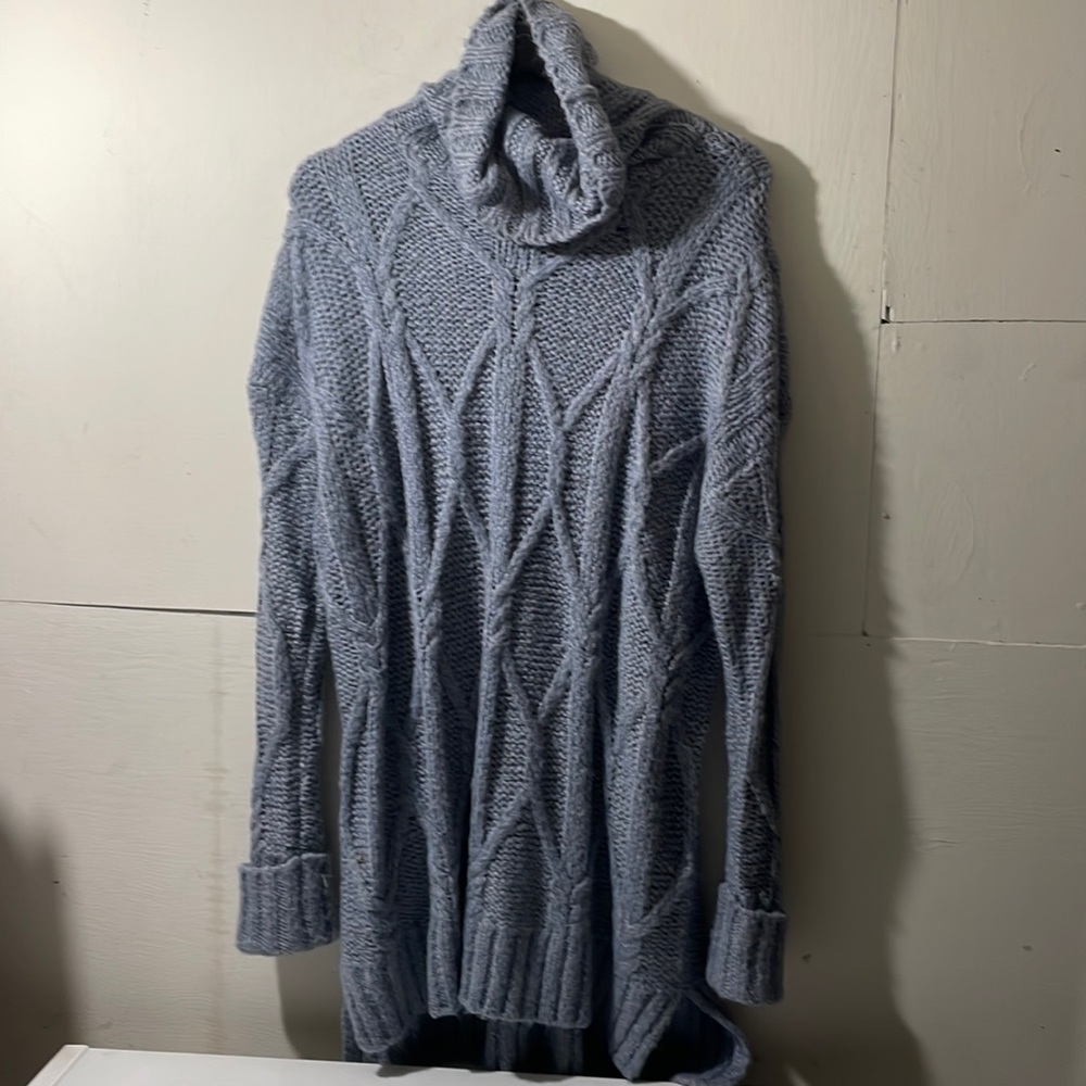 Cable knit sweater